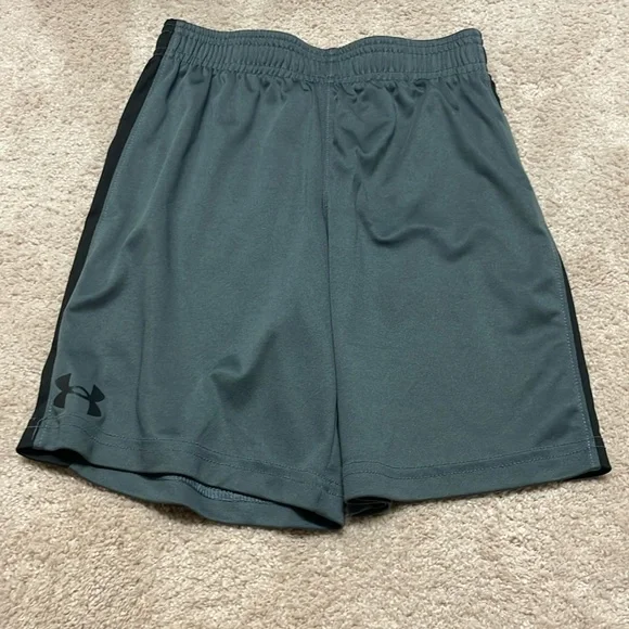 UNDER ARMOUR MATCHING SET - Picture 7 of 7